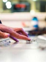 Love and him lt;lt;l